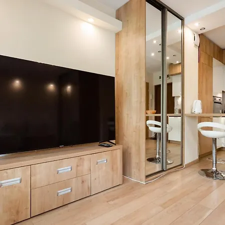 Appartement Mokotow Orzycka Beige By Bookinghost Warschau