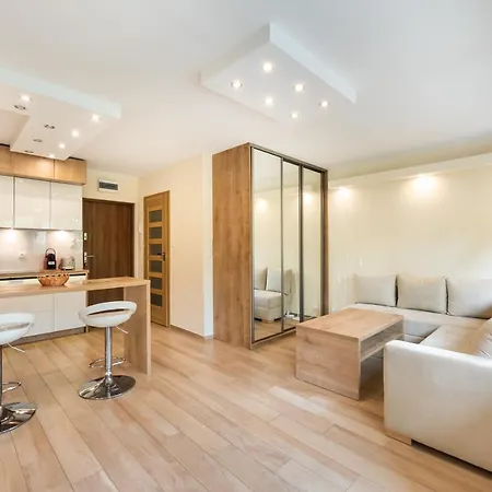 Appartement Mokotow Orzycka Beige By Bookinghost Warschau