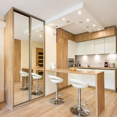 Mokotow Orzycka Beige By Bookinghost Appartement *