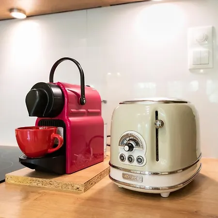 Apartment Mokotow Orzycka Beige By Bookinghost Warschau